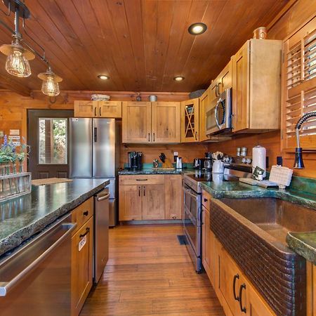 The Buckhorn By Stony Brook Cabins Gatlinburg Exterior photo